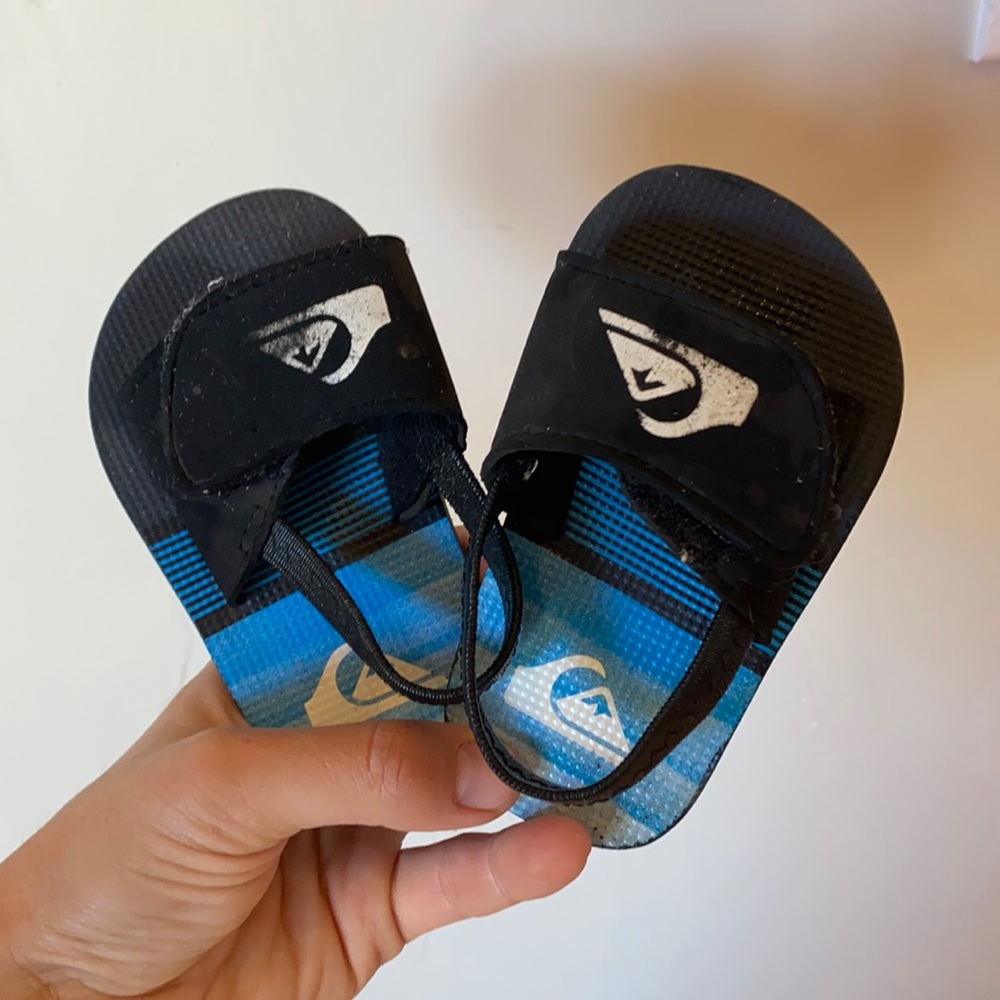 Quicksilver flip flops